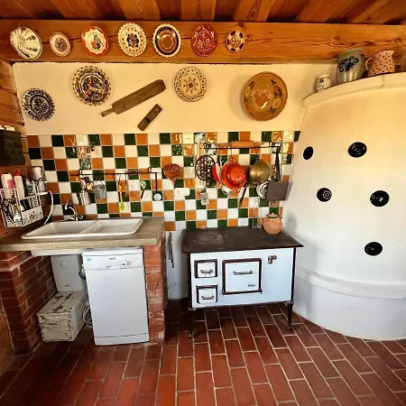 Orsegi Mi Kis Hazunk Vendeghaz Apartment *