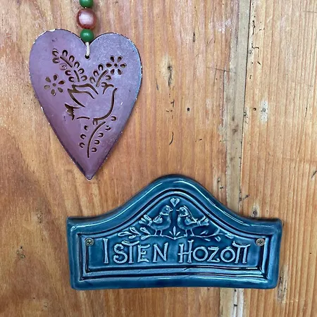 Apartment Orsegi Mi Kis Hazunk Vendeghaz